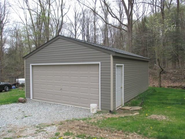 255 Noel Road Latrobe, PA 15650 - Photo 6 of 7 2 Car Garage