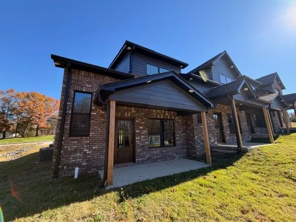 $1,950 | 104 Nichali Drive, Charlotte, TN 37036