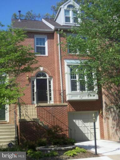 3811 Inverness Road Fairfax, VA 22033 - Photo 1 of 30 Exterior (Front)