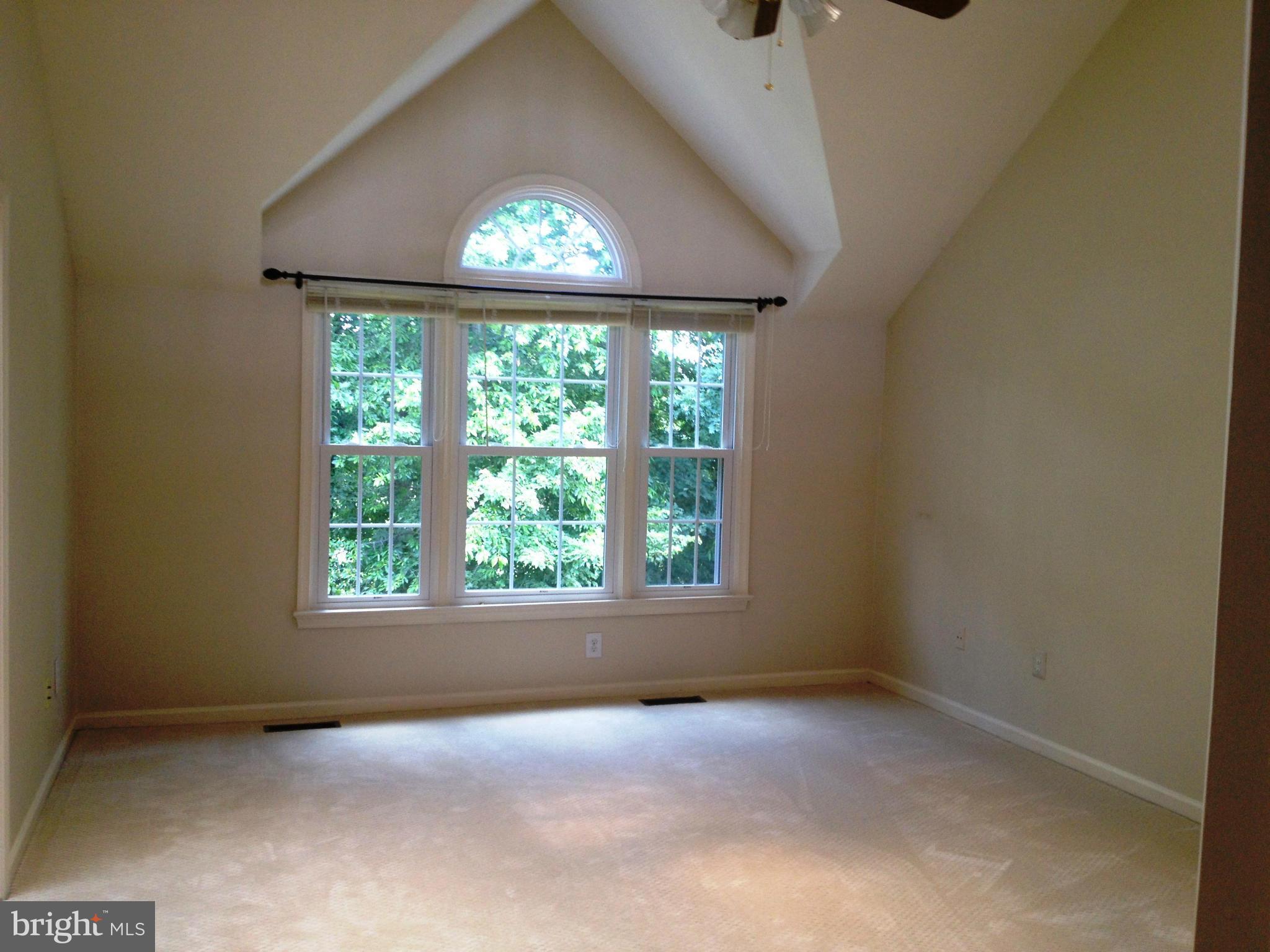 3811 Inverness Road Fairfax, VA 22033 - Photo 15 of 30 Bedroom (Master)