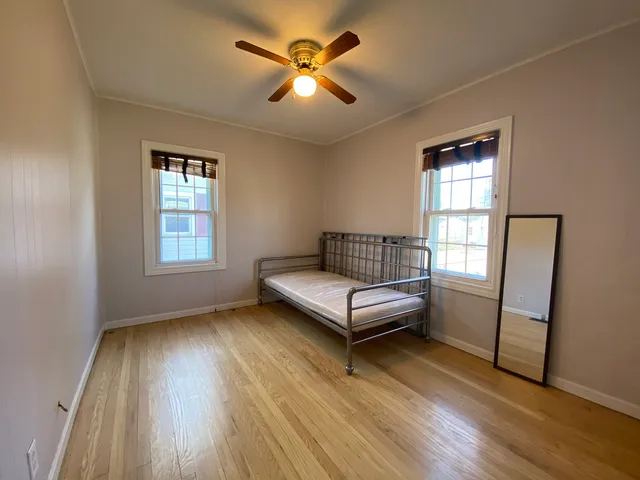 $2,000 | 132 Center Street, Bensenville, IL 60106