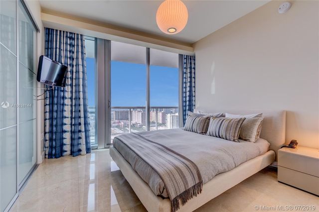 $2,200,000 | 17121 Collins Avenue, Unit 3001, Sunny Isles Beach, FL 33160