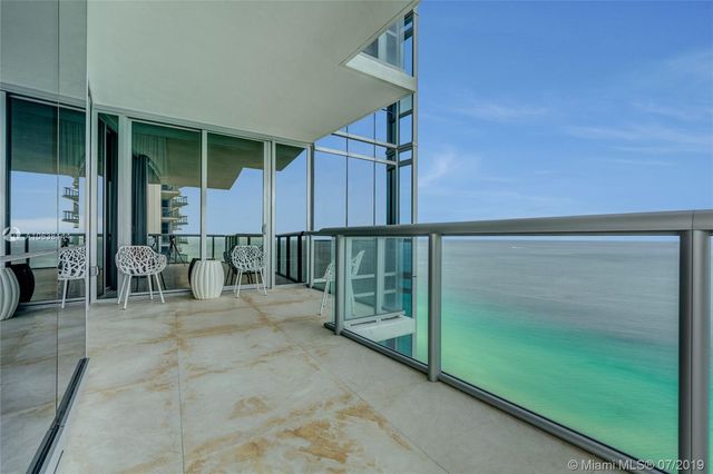 $2,200,000 | 17121 Collins Avenue, Unit 3001, Sunny Isles Beach, FL 33160