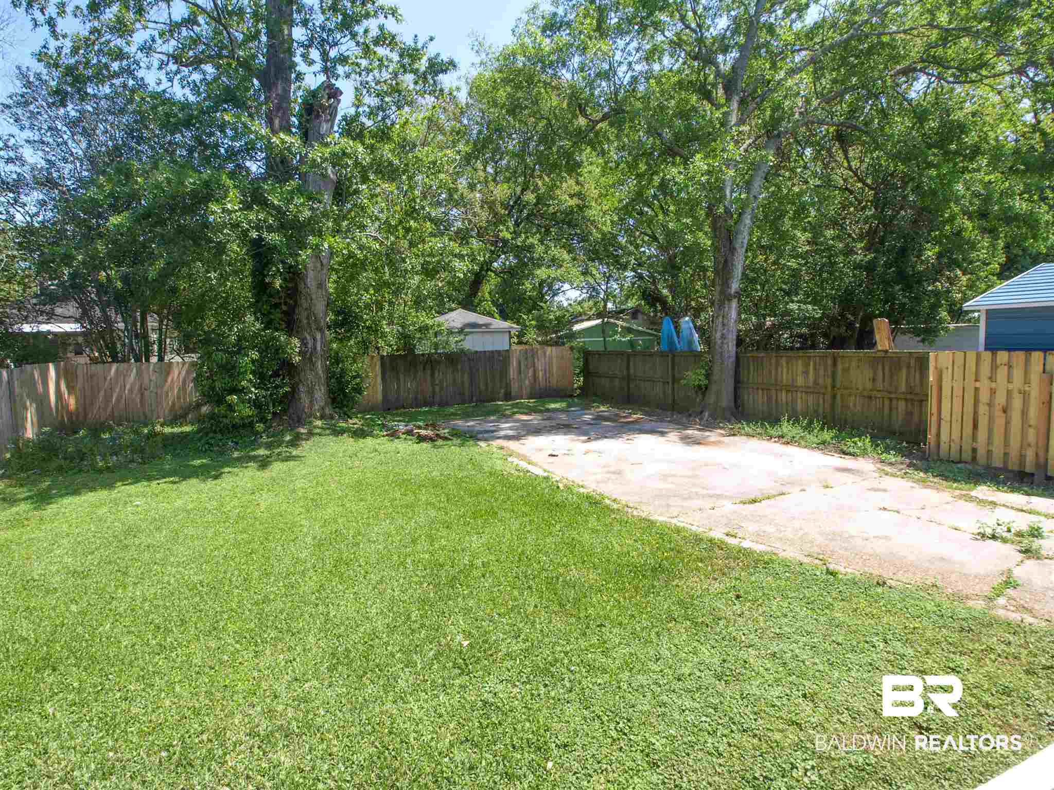 18 Kirby Street Mobile, AL 36607 - Photo 15 of 16