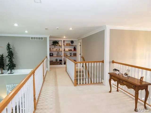 $769,000 | 1889 Bay Avenue, Hannibal, MO 63401