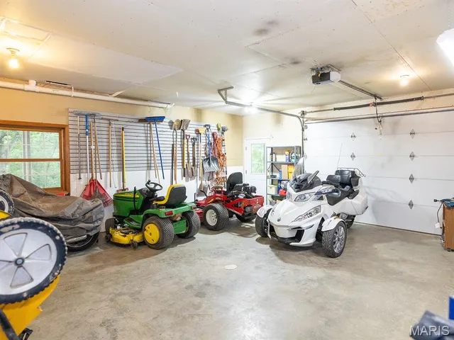 $769,000 | 1889 Bay Avenue, Hannibal, MO 63401