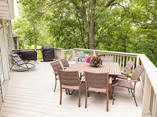 $769,000 | 1889 Bay Avenue, Hannibal, MO 63401