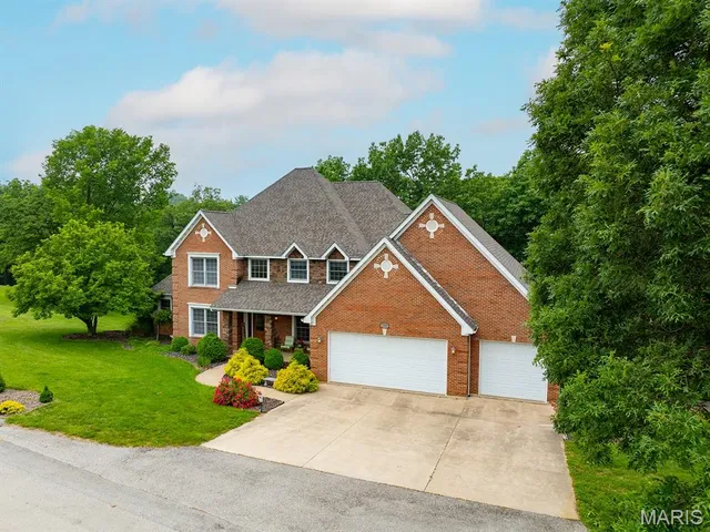 $769,000 | 1889 Bay Avenue, Hannibal, MO 63401