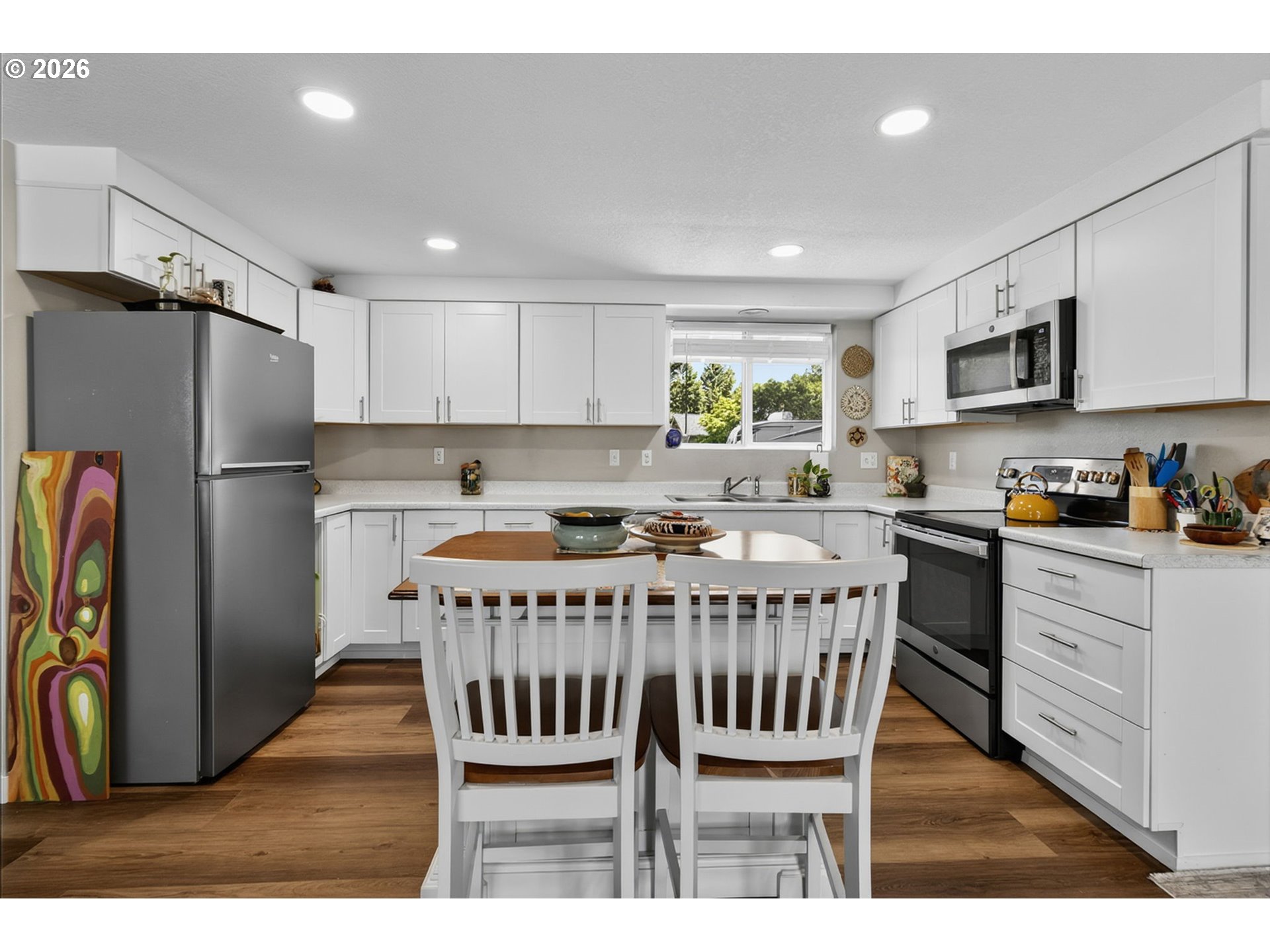 1758 Rainbow Drive Springfield, OR 97477 - Photo 4 of 27 Kitchen