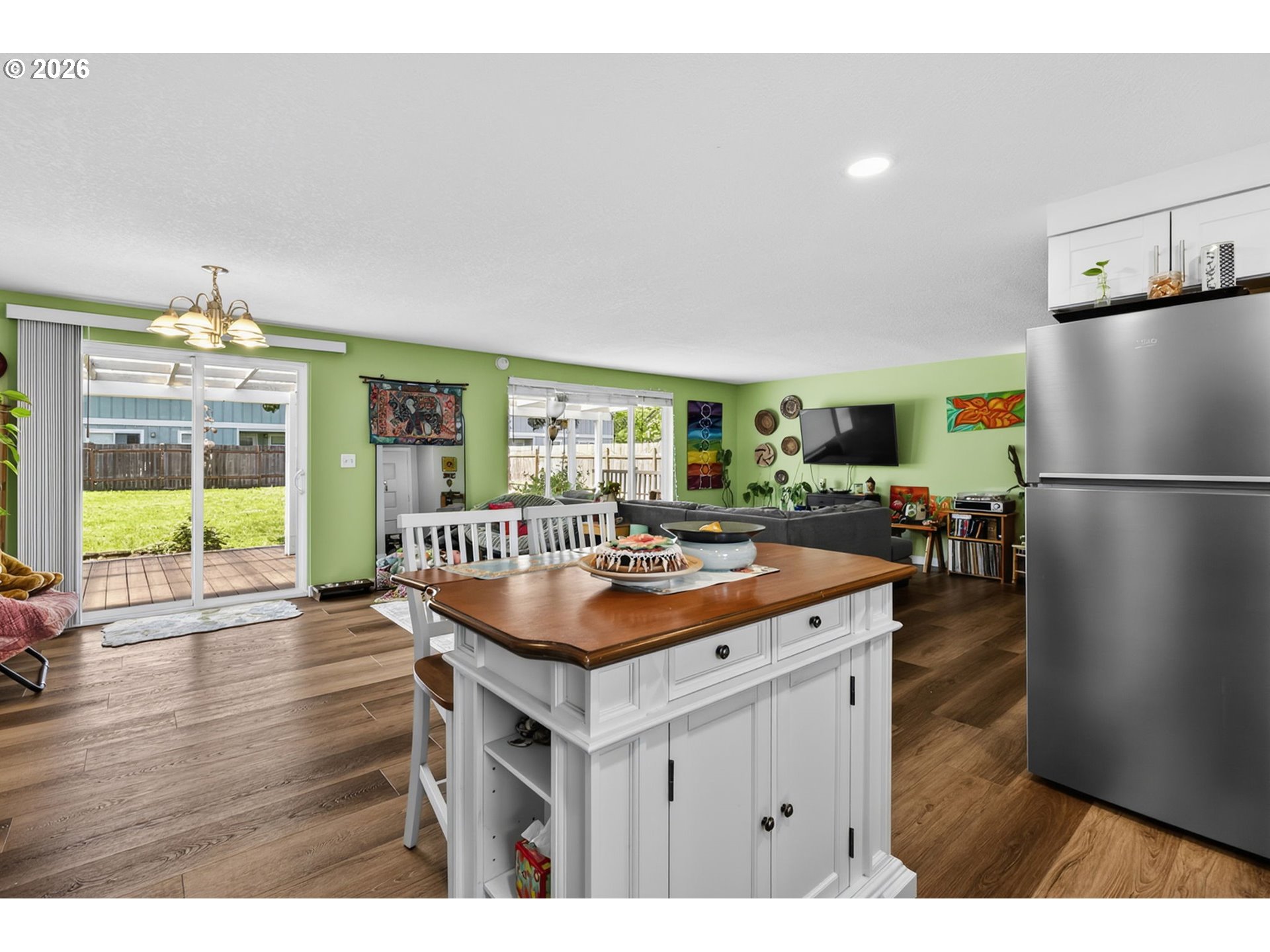 1758 Rainbow Drive Springfield, OR 97477 - Photo 7 of 27 Kitchen