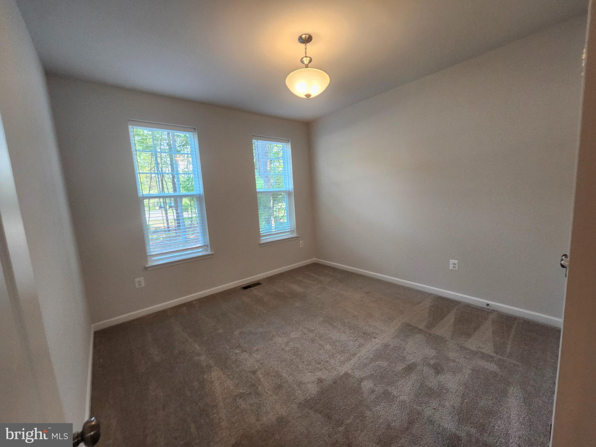 11505 Beacon Hill Court Issue, MD 20645 - Photo 10 of 43