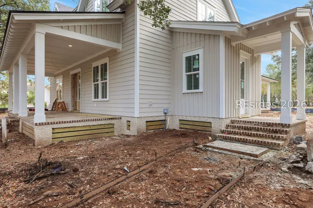 $1,495,000 | 7 Greeters Lane, Bluffton, SC 29909