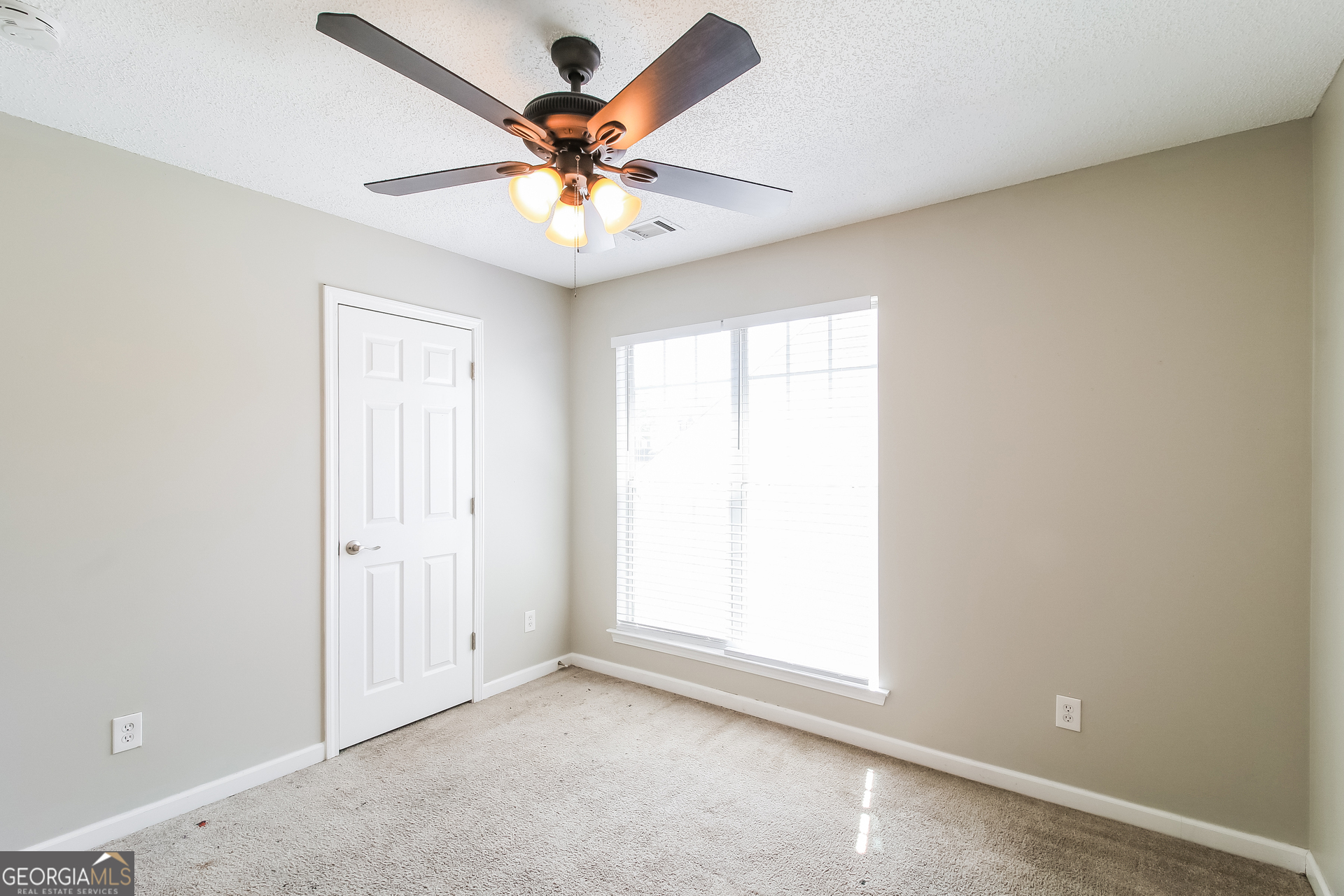 5991 Waggoner Court Rex, GA 30273 - Photo 15 of 22