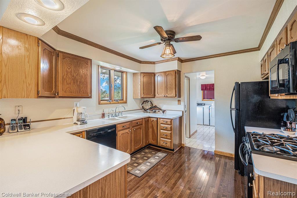 4364 Hadley Road Metamora, MI 48455 - Photo 9 of 40 Gallery Image 9