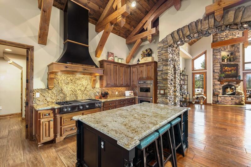 35650 Pyramid Peak Road Mountain Center, CA 92561 - Photo 16 of 58 a kitchen with a stove and cabinets