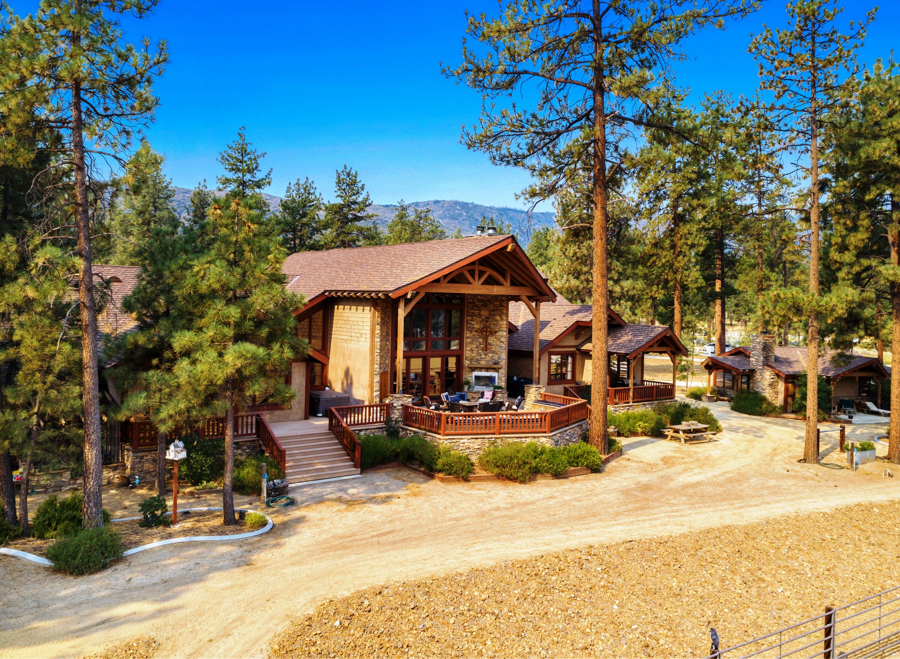 35650 Pyramid Peak Road Mountain Center, CA 92561 - Photo 6 of 58 06