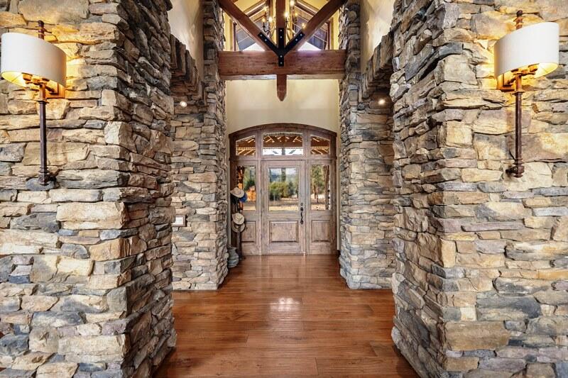 35650 Pyramid Peak Road Mountain Center, CA 92561 - Photo 10 of 58 a view of a pathway of a building