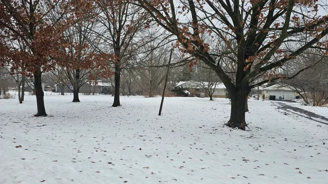 $399,900 | 27W264 80th Street, Naperville, IL 60565