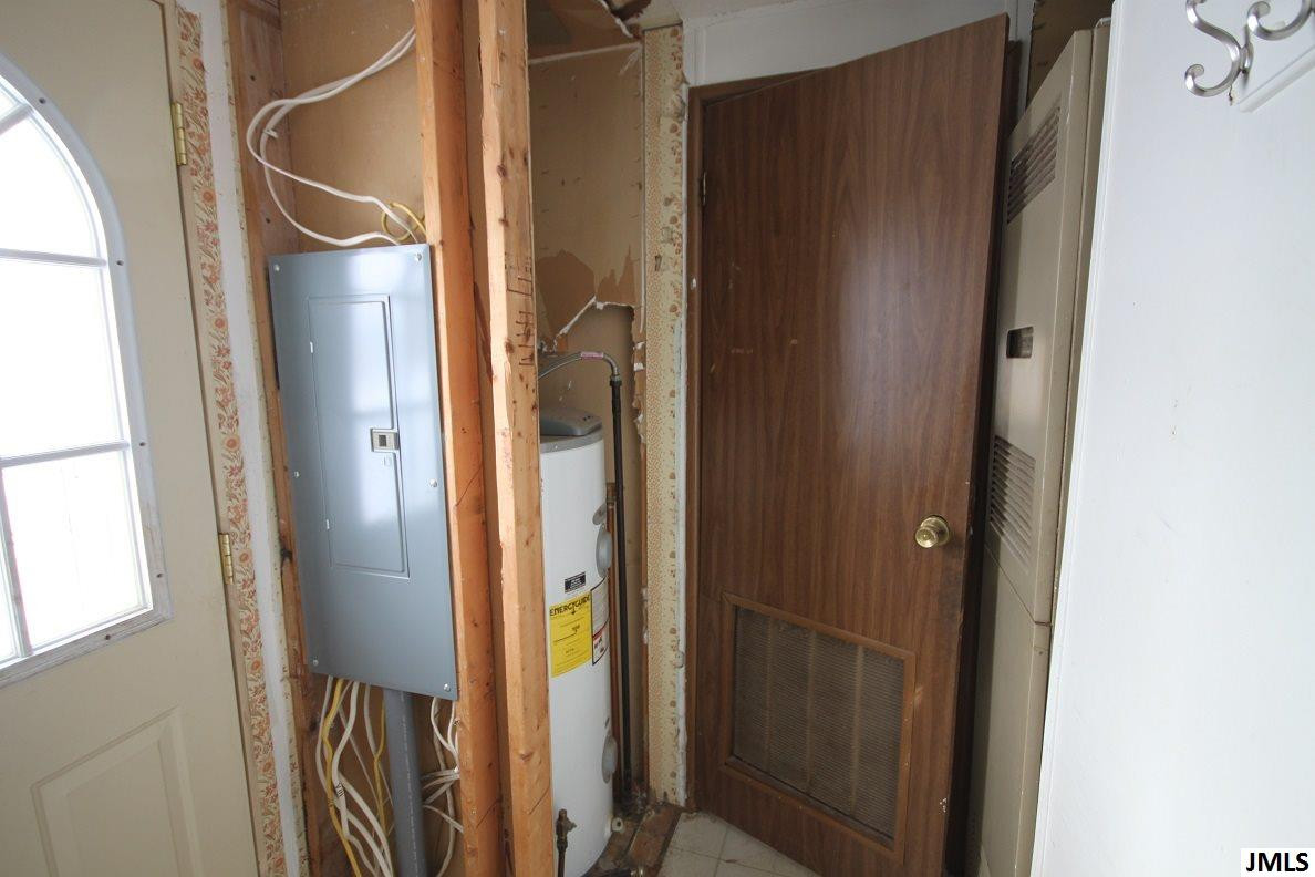 4249 Saunt Road Jackson, MI 49201 - Photo 18 of 33 Photo 18