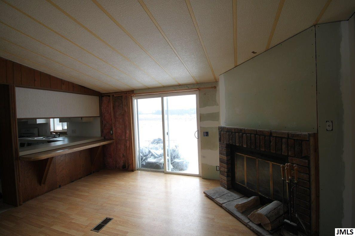 4249 Saunt Road Jackson, MI 49201 - Photo 8 of 33 Photo 8