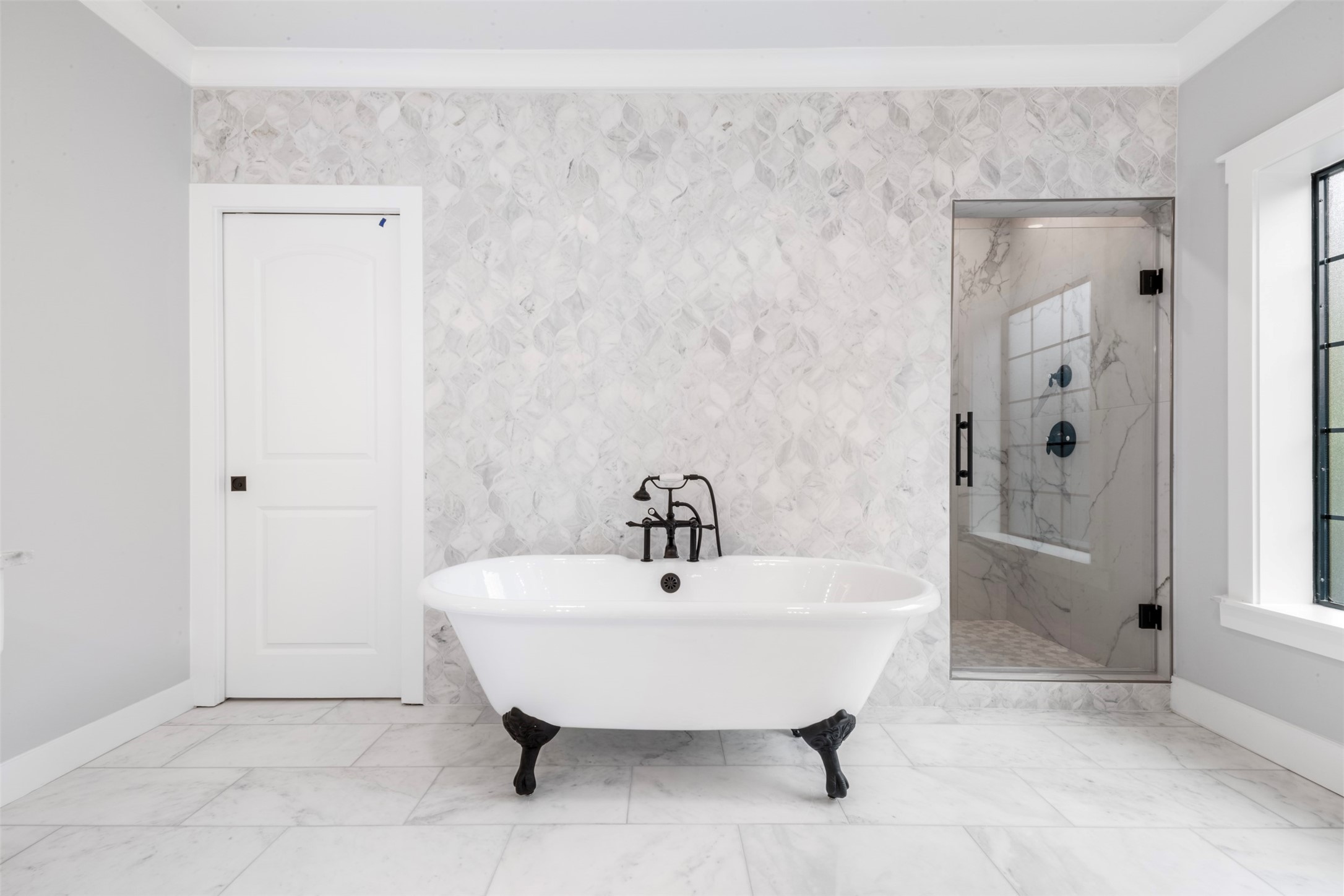 1723 Albans Road Houston, TX 77005 - Photo 27 of 50 a bathroom with a bathtub and shower