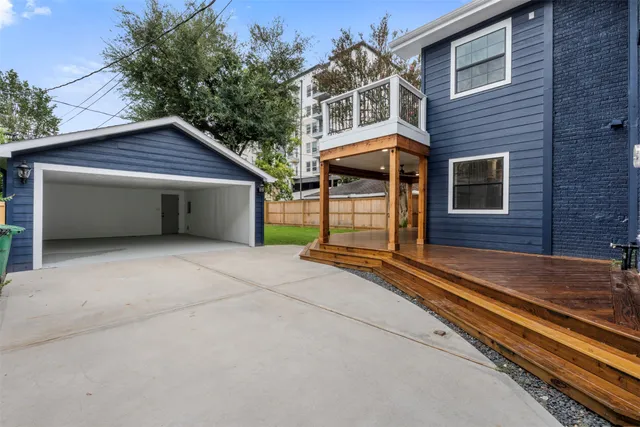 a house view with a backyard space