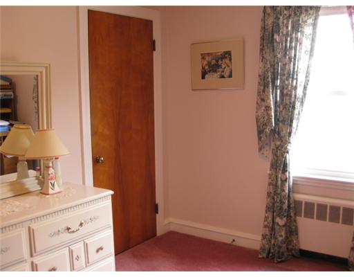 33 Mayfair Road Cumberland, RI 02864 - Photo 12 of 15 1st Floor Plan.