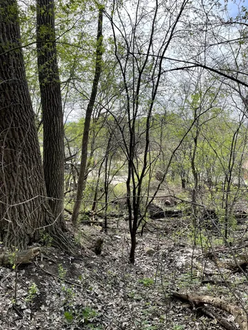 $217,900 | Xxxx Woodhill Road, Burnsville, MN 55337