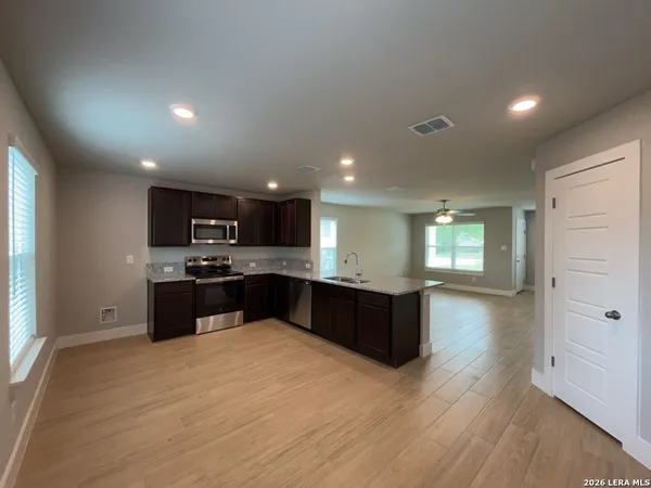 $1,595 | 324 Mar Hill Street, Seguin, TX 78155