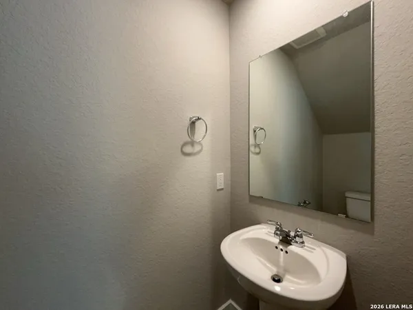 $1,595 | 324 Mar Hill Street, Seguin, TX 78155