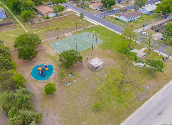 $1,595 | 324 Mar Hill Street, Seguin, TX 78155