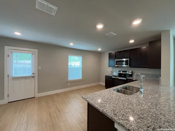 $1,595 | 324 Mar Hill Street, Seguin, TX 78155