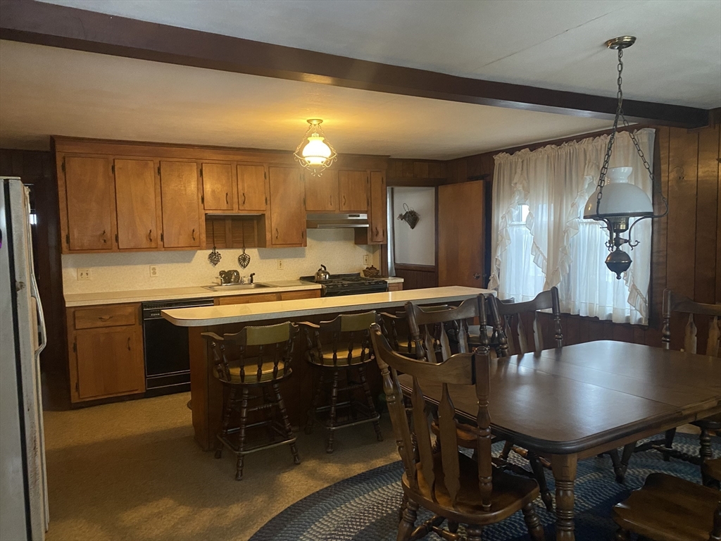 50 Spring Street Fairhaven, MA 02719 - Photo 7 of 22 Gallery Image 7
