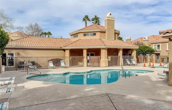 $1,800 | 5125 West Reno Avenue, Unit 1036, Las Vegas, NV 89118