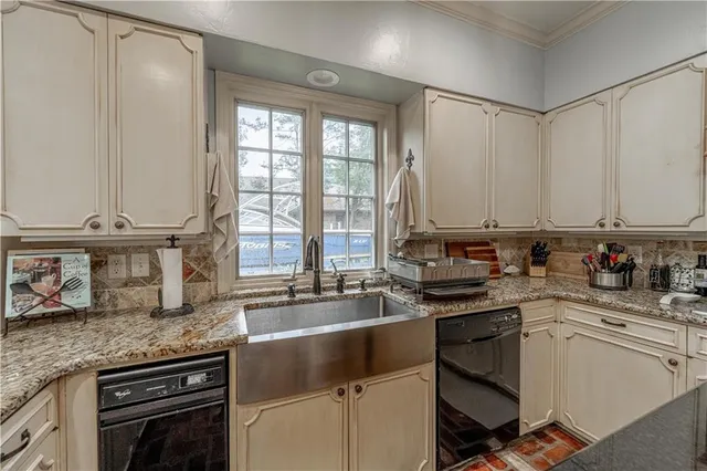 $490,300 | 4402 Wendover Boulevard, Alexandria, LA 71303