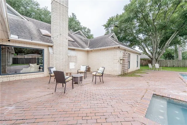 $490,300 | 4402 Wendover Boulevard, Alexandria, LA 71303