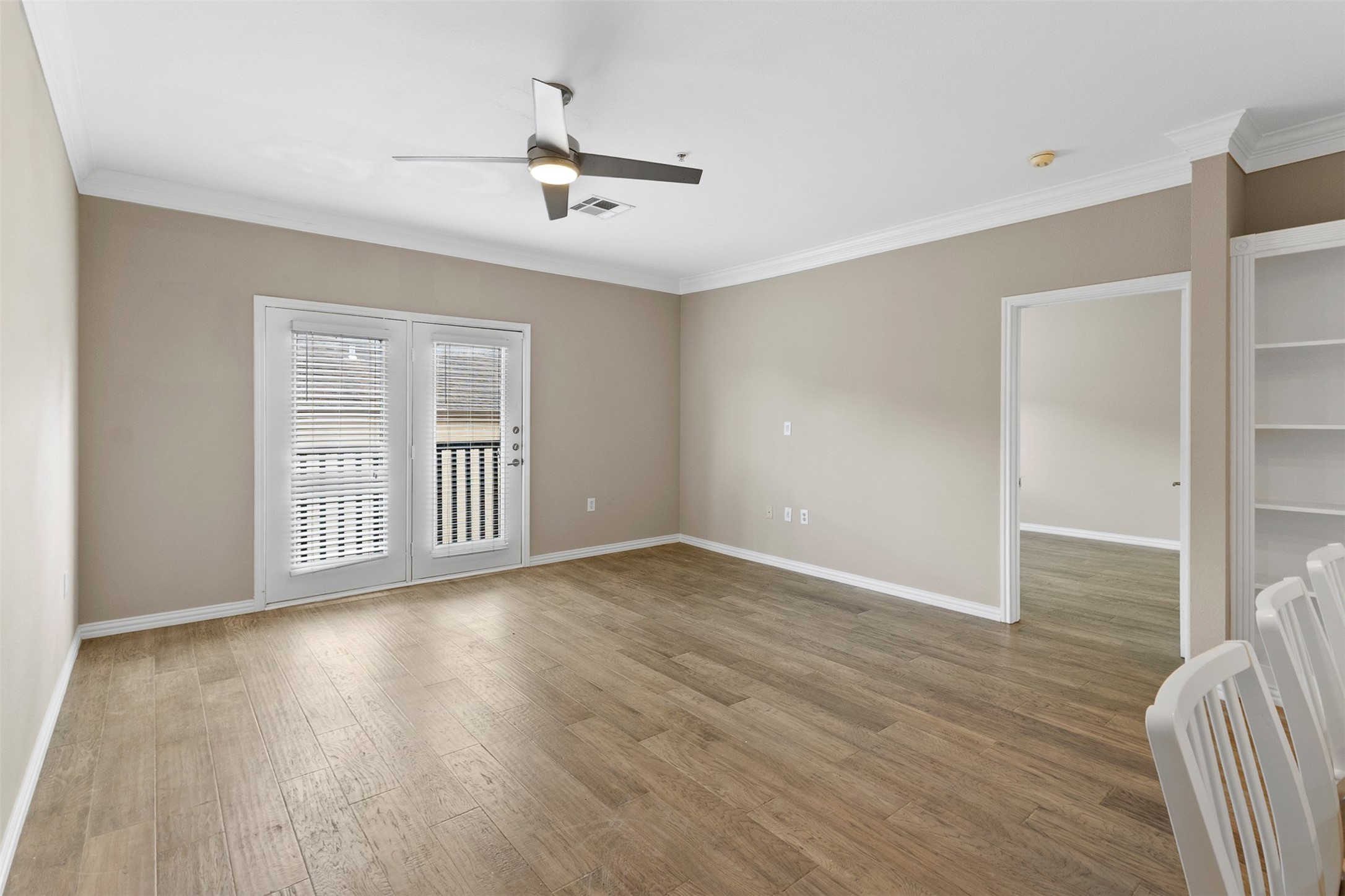 2400 McCue Road, Unit 312 Houston, TX 77056 - Photo 7 of 30 Gallery Image 7