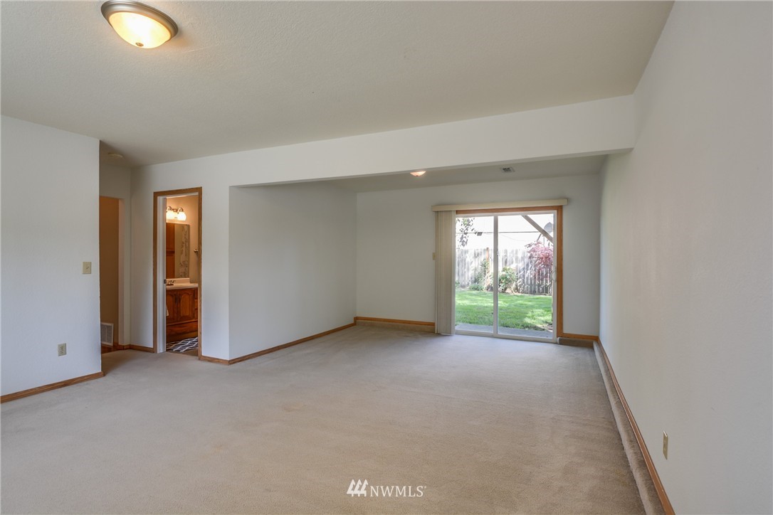 3009 170th Place Southeast Bothell, WA 98012 - Photo 16 of 20 Gallery Image 16
