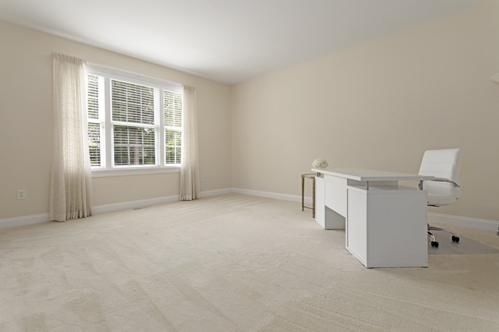 11 Bristol Road Peabody, MA 01960 - Photo 14 of 41 Gallery Image 14