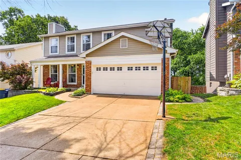$394,900 | 1557 Greenfield Crossing Court, Ballwin, MO 63021