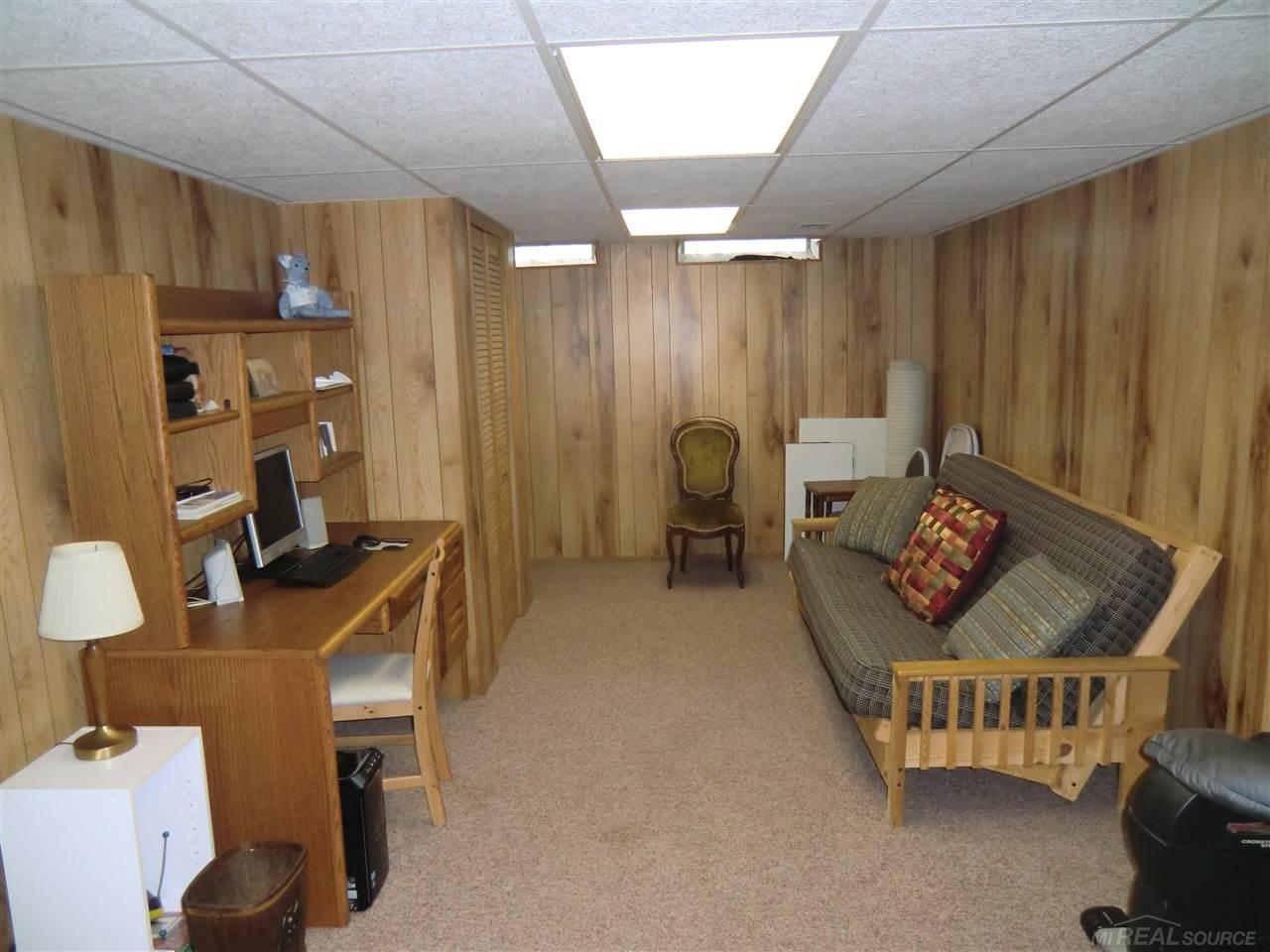 16620 Faulman Road Clinton Township, MI 48035 - Photo 27 of 28 31375368-26.JPG