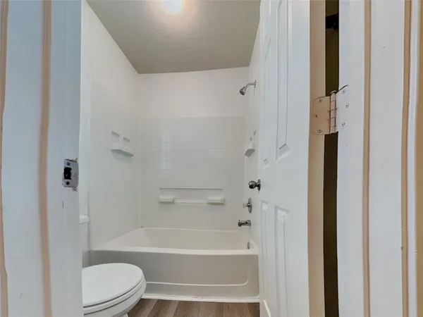 $1,900 | 3406 Maris Way, Humble, TX 77338