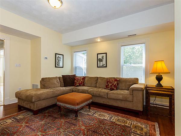 31 Stickney Road Tewksbury, MA 01876 - Photo 3 of 15 Gallery Image 3