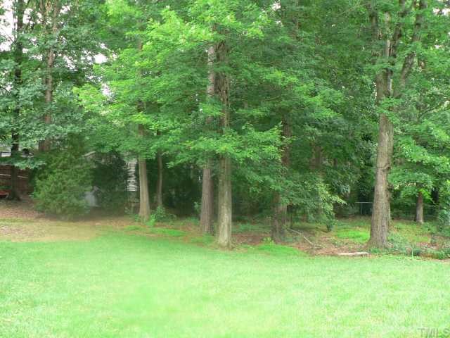 305 Blaine Court Raleigh, NC 27609 - Photo 7 of 7 Another view of the yard.