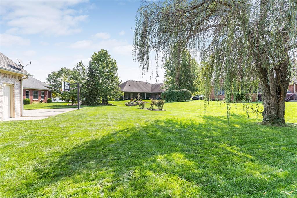 7326 Monaghan Lane Indianapolis, IN 46217 - Photo 37 of 41