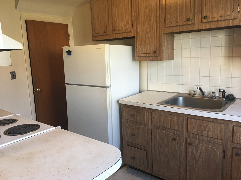 68 Emerson Gardens Road, Unit 68 Lexington, MA 02420 - Photo 5 of 17