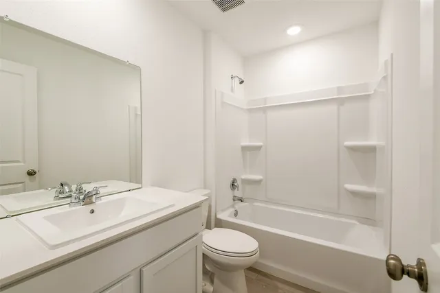 $1,800 | 21325 Carosella Drive, New Caney, TX 77357