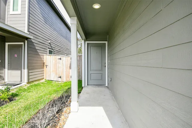 $1,800 | 21325 Carosella Drive, New Caney, TX 77357