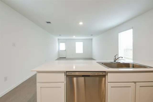 $1,800 | 21325 Carosella Drive, New Caney, TX 77357