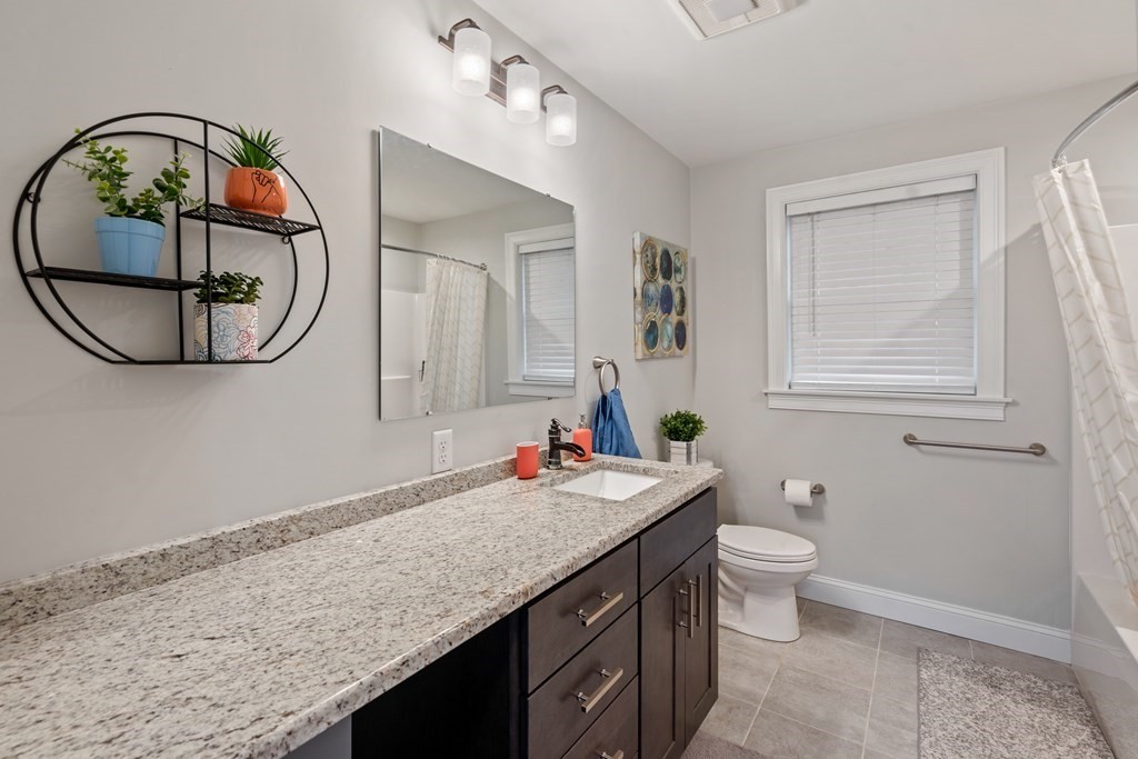 42 Great Elm Road Billerica, MA 01821 - Photo 12 of 25 Gallery Image 12